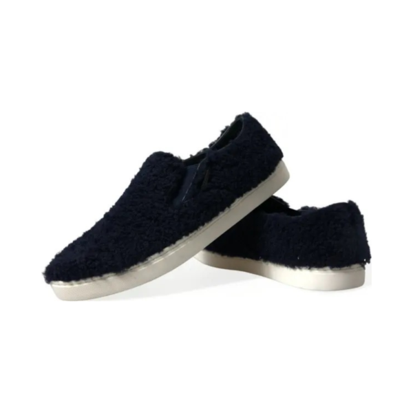 <span class="made-in-italy-label">DOLCE&GABBANA <br> MADE IN ITALY</span> <span class="product-title"><br>BLUE SHEARLING SLIP LOAFERS SNEAKERS SHOES.</span><br></br>